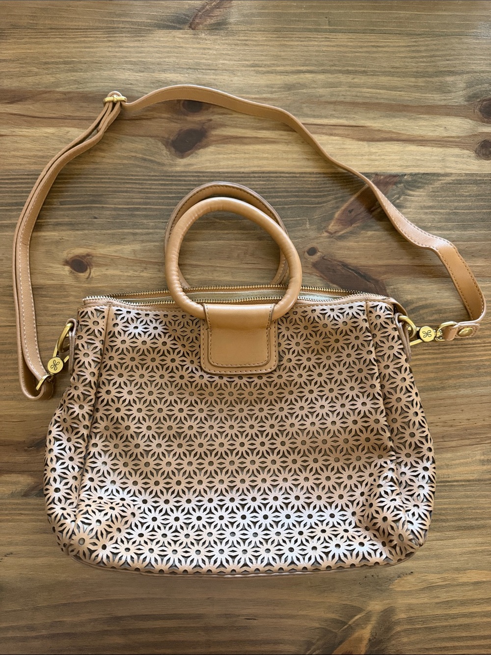 HOBO Shelia Satchel Medium